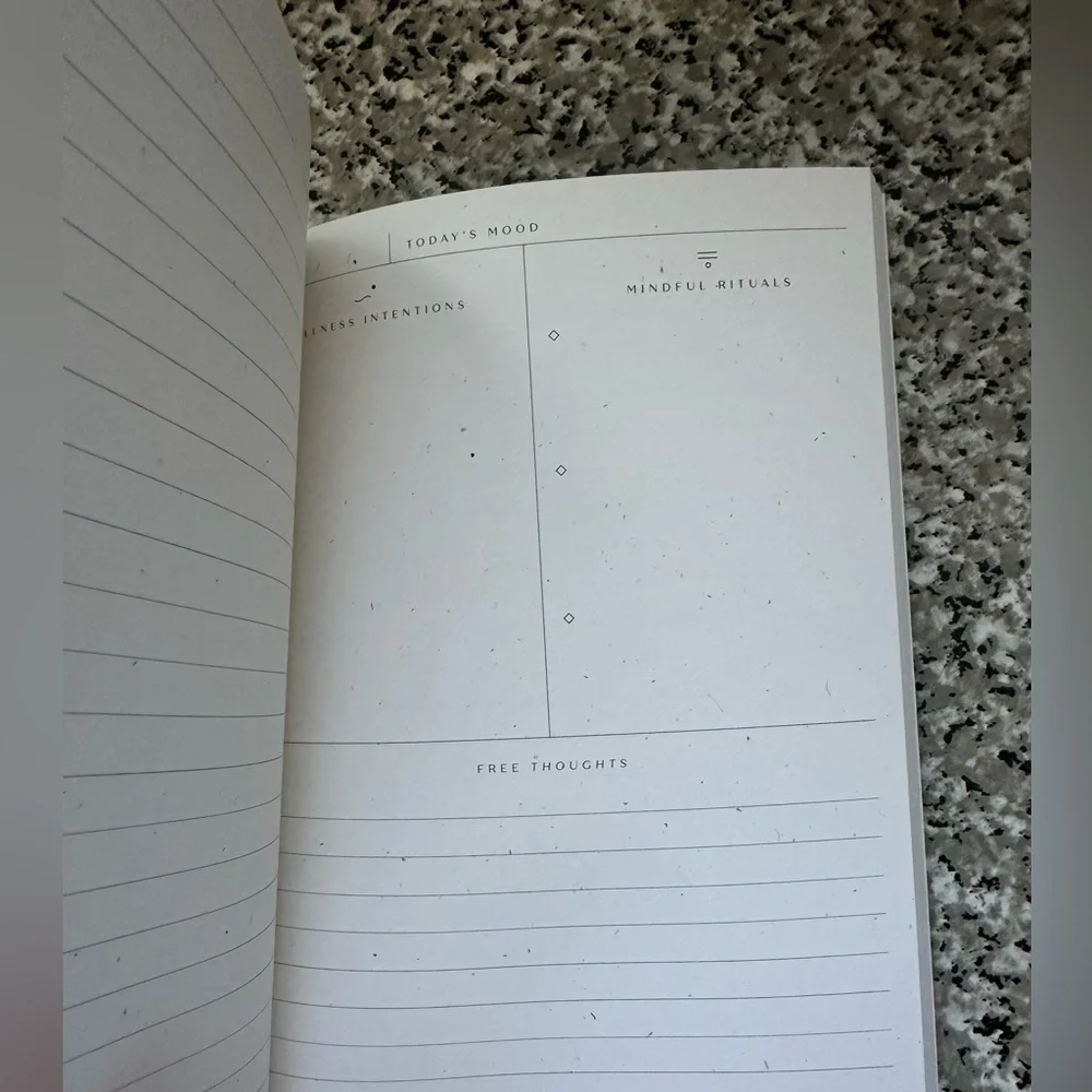 Wilde House | Paper Rituals & Wellness Journal - Picture 3 of 4